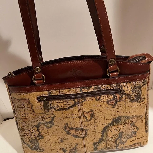 NWT Patricia Nash Leather European Map Collection Poppy Tote - Picture 3 of 15